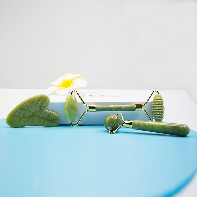 Jade Roller and Tools